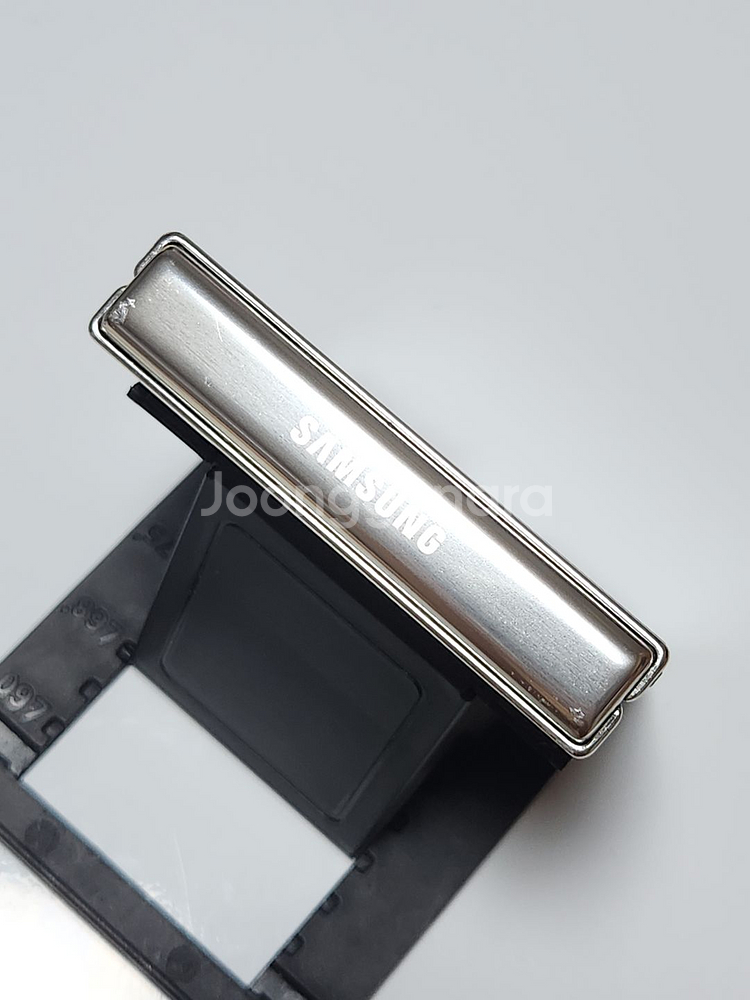 갤럭시Z플립5 512G 무잔상 크림 53079--4