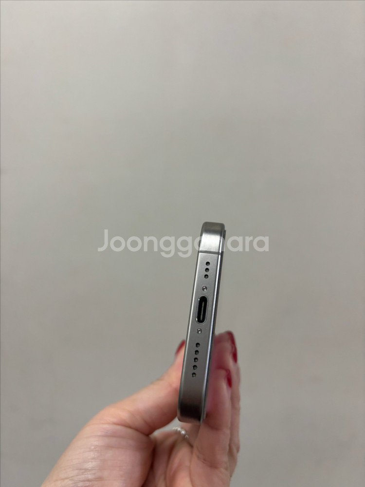 (부산중고폰)아이폰15프로 내츄럴 128기가 판매해요--4