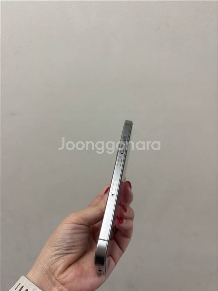 (부산중고폰)아이폰15프로 내츄럴 128기가 판매해요--3