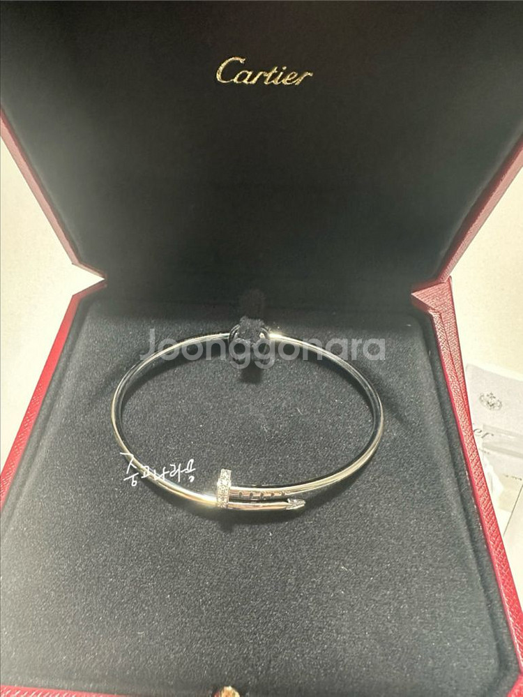 까르띠에 앵끌루sm 화이트골드 다이아 18호--1