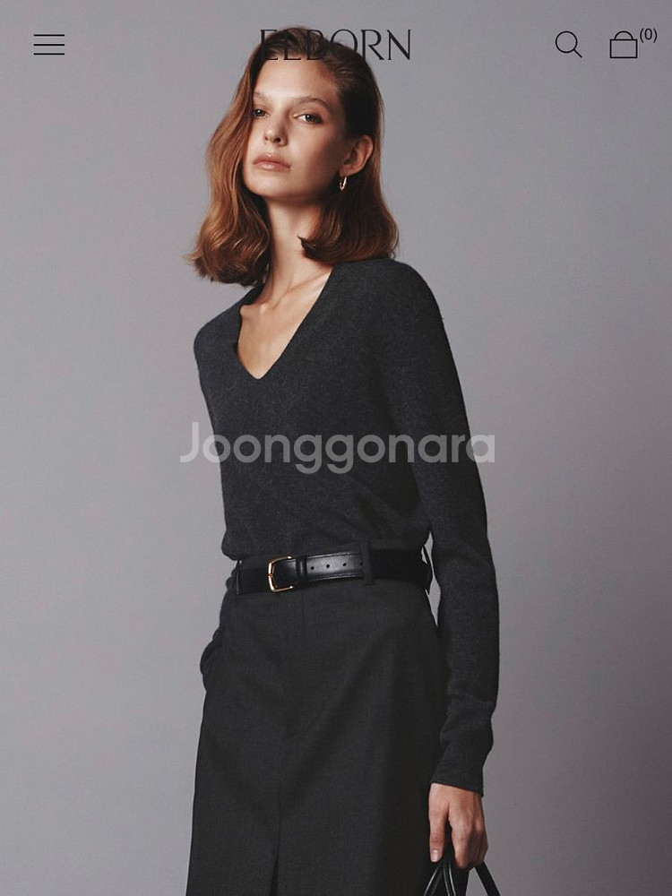 (36) 엘보른 티아나 메리노 울 100 브이넥 니트--0
