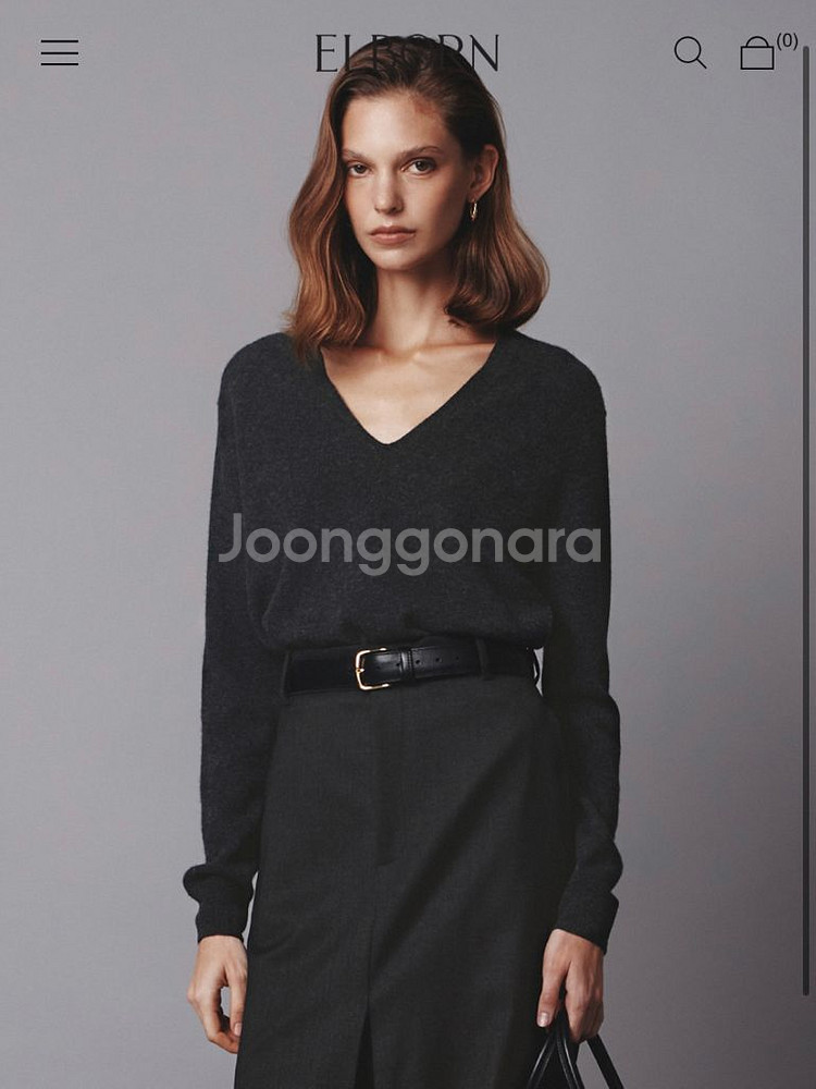 (36) 엘보른 티아나 메리노 울 100 브이넥 니트--1