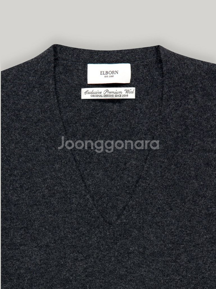 (36) 엘보른 티아나 메리노 울 100 브이넥 니트--3