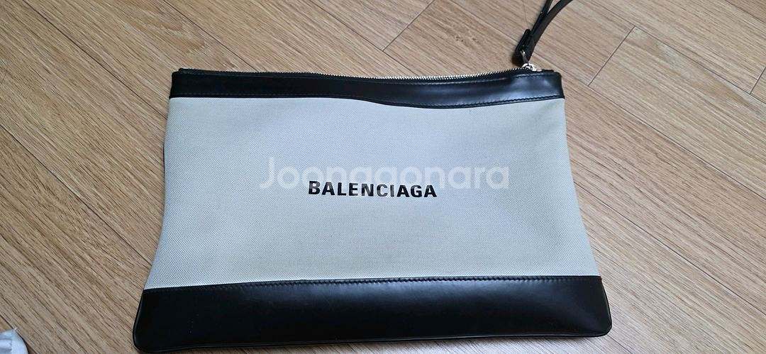 발렌시아가 캔버스 클러치백--0