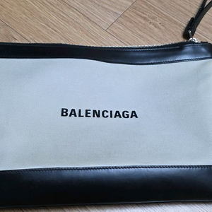 발렌시아가 캔버스 클러치백