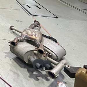 스팅어 2.5 순정 중통 엔드 배기 이미지