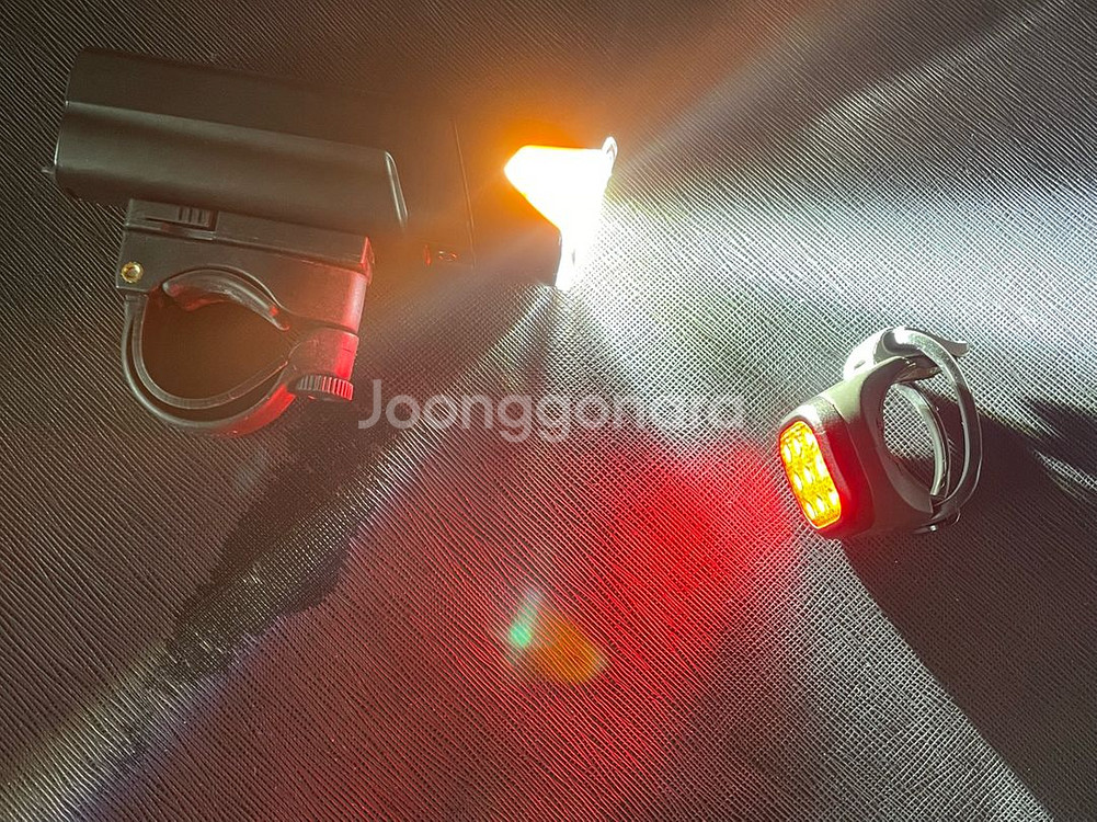 자전거 전조등+후미등 세트 팝니다--0