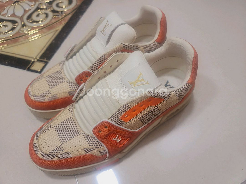 (10회 착용)루이뷔통 트레이너 스니커즈(270mm)--1