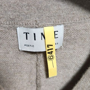 타임 캐시백 브이넥니트~더이상 에눌없어요