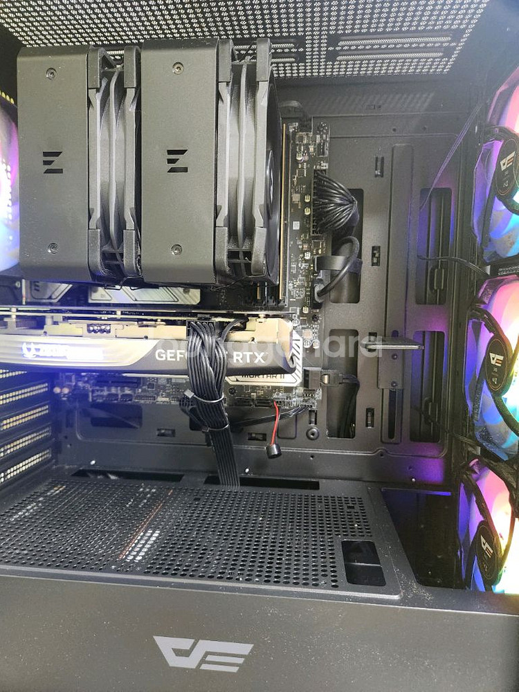 최신형 고사양 게이밍PC 판매합니다 (i7-14700F--6