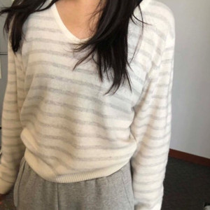 에크리스 제니 스트라이프 니트