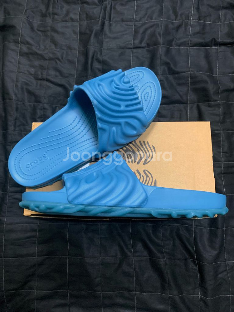 [300] 살레헤 벰버리 X 크록스 폴렉스 슬라이드 태--0