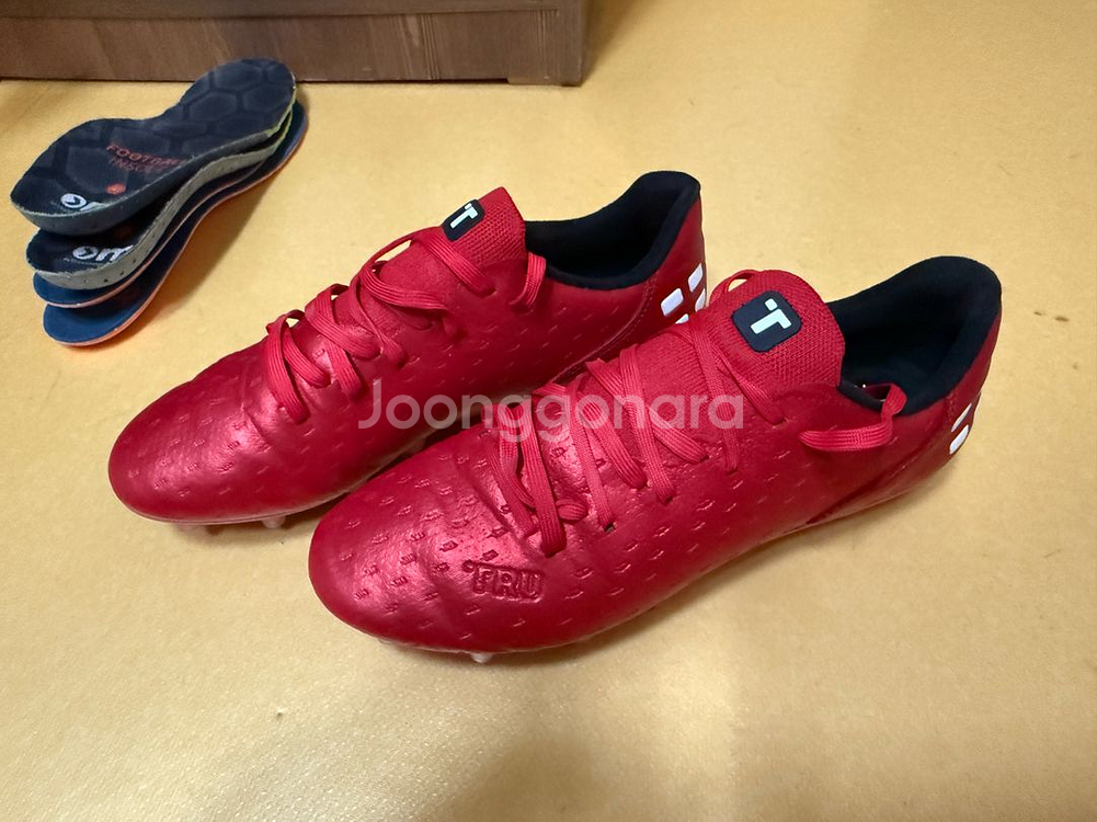 트루삭스 테나시 축구화 270mm(사은품 추가) 판매--0