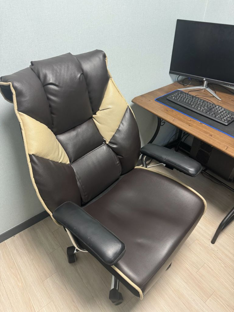 이사로 인해사무용 컴퓨터 책상 의자 세트 판매합니다--2