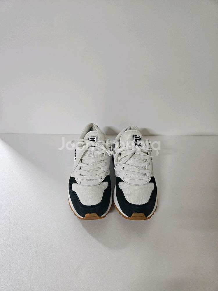 260)휠라 검,휜 런닝화 운동화--0