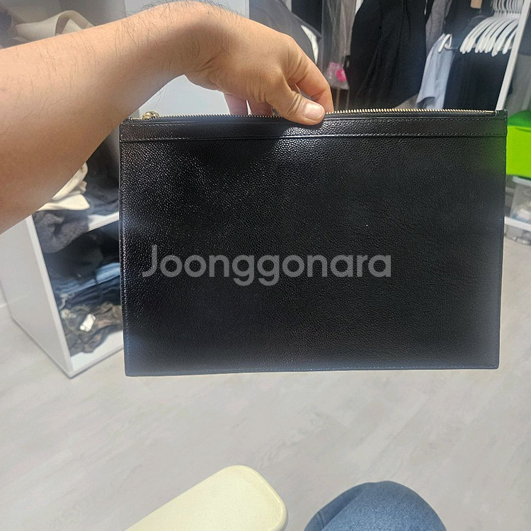 톰브라운 클러치백 미듐 거의새거--1