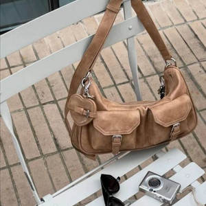 새상품)스탠드오일 Joey Bag Mini · 조이백
