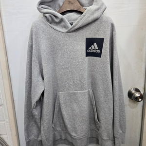 105,XL)) 아디다스 후드티셔츠! 넉넉하게나왔어요!