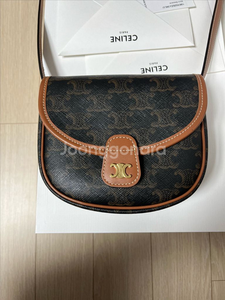 셀린느 미니베사체--2