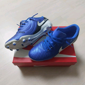 나이키 티엠포 레전드 10 아카데미 축구화(FG/MG)