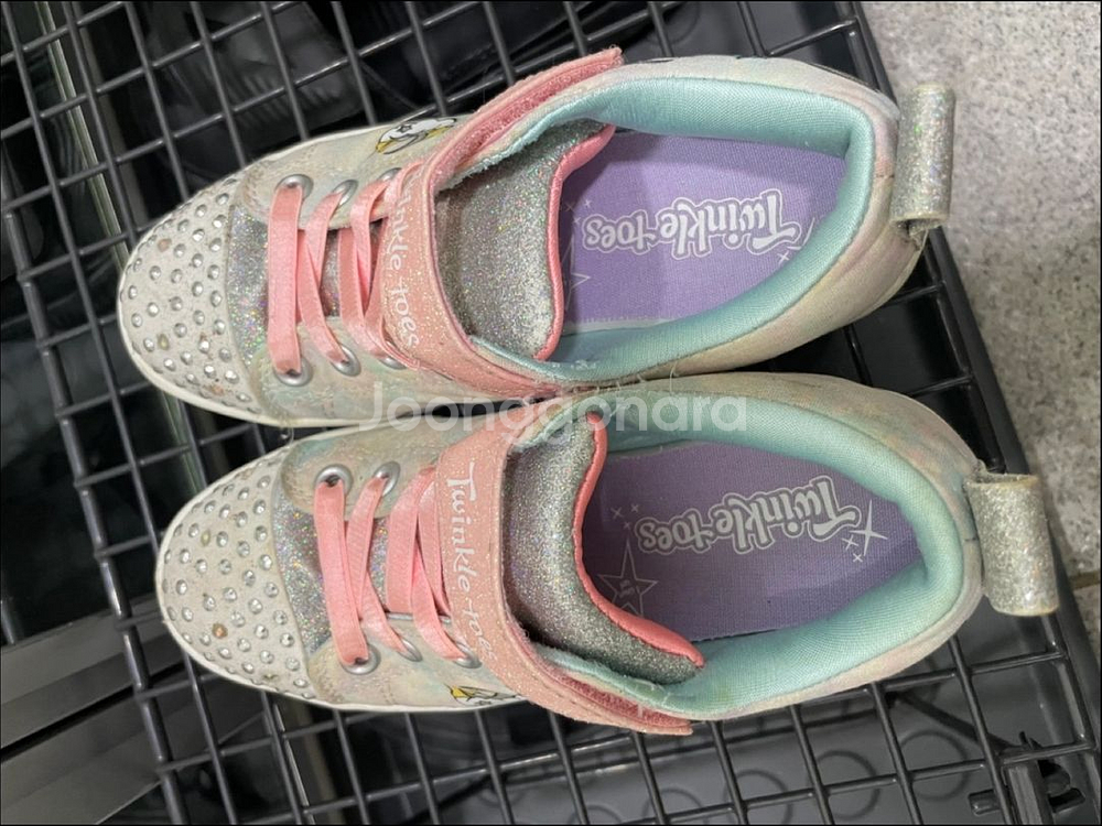 스케쳐스및 여아 운동화 실내화 판매해요 (190-200--1