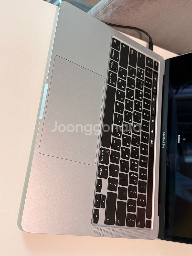 맥북 프로 13 M2 8GB 256GB 풀박스--1