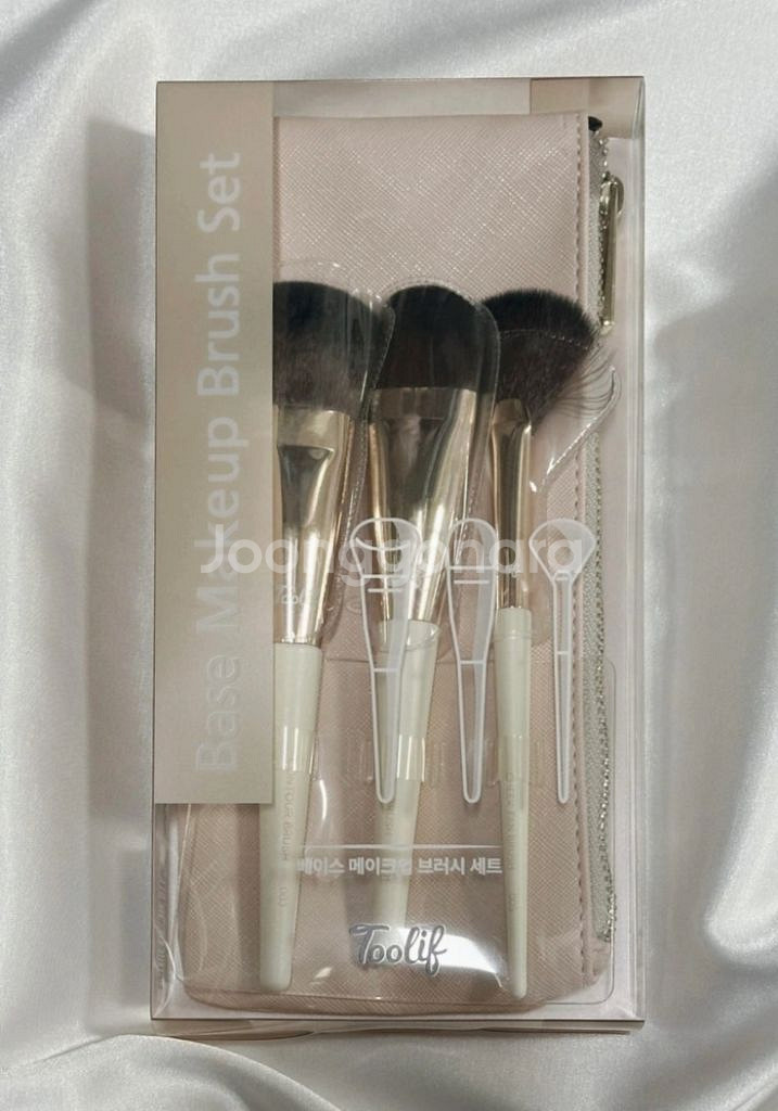 새상품) 툴리프 베이스 메이크업 브러쉬 세트--1