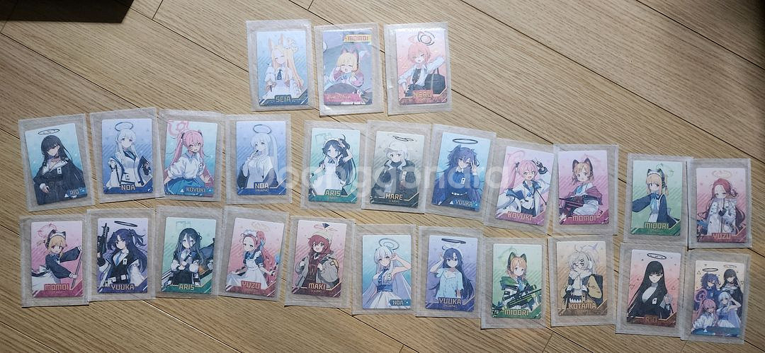 블루아카이브 GS25 웨하스 포토카드 전종 판매합니다--0