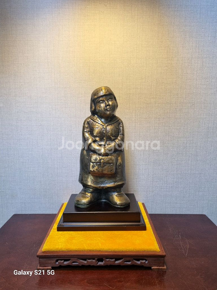 [동 브론즈 작품] 어느날 여고시절 -높이34cm--9