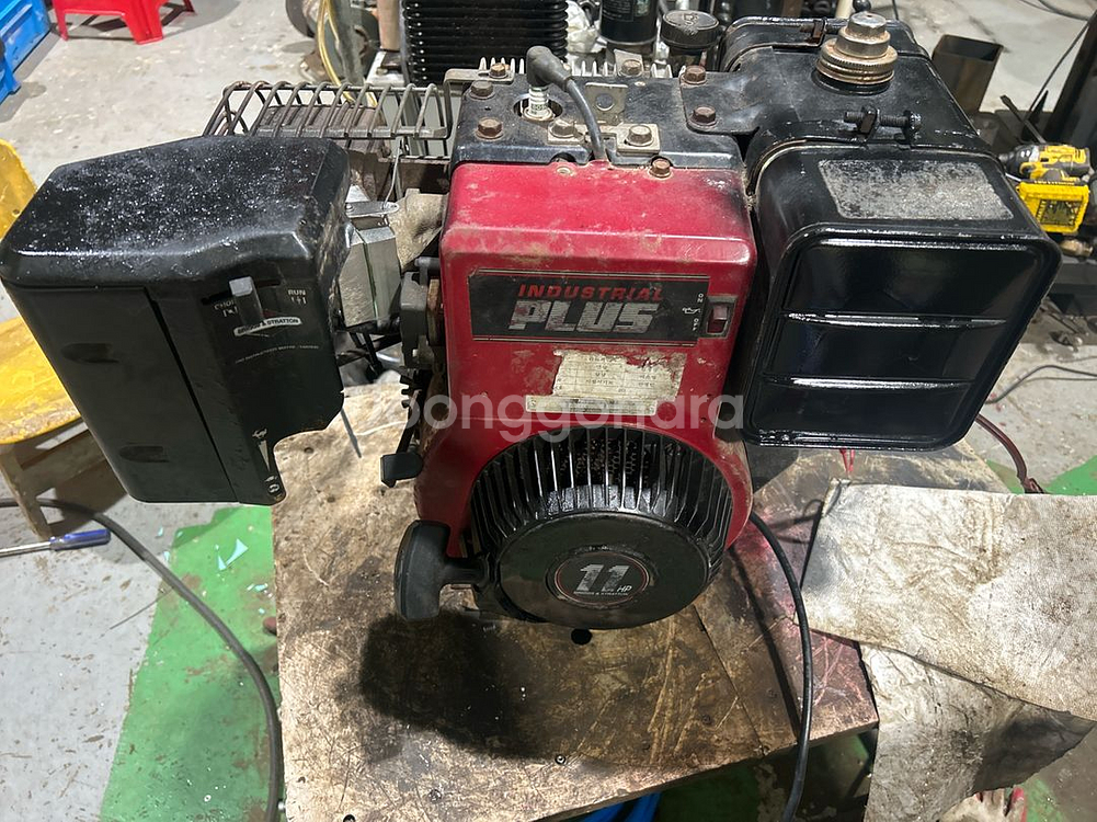 브리거스 11마력 세로모터 엔진--1