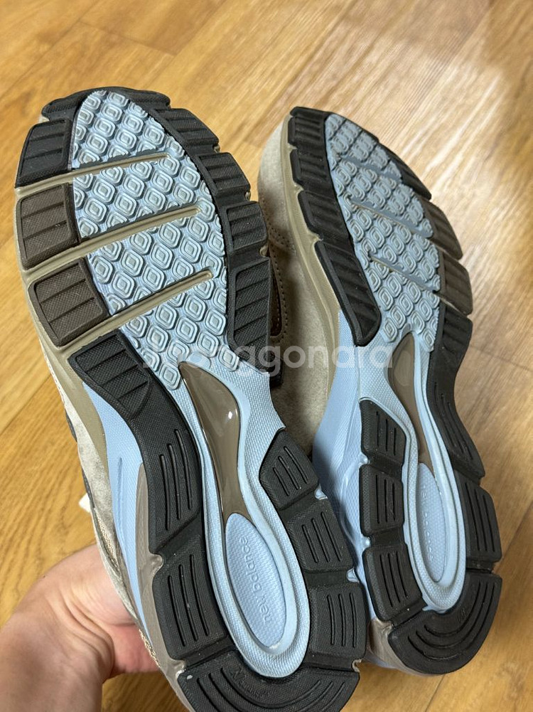 [270] 오라리 x 뉴발란스 990V4 런던포그--7
