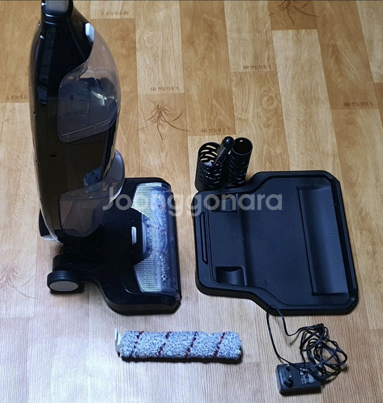 벤투스 아쿠아 프로 무선 물걸레 청소기--2