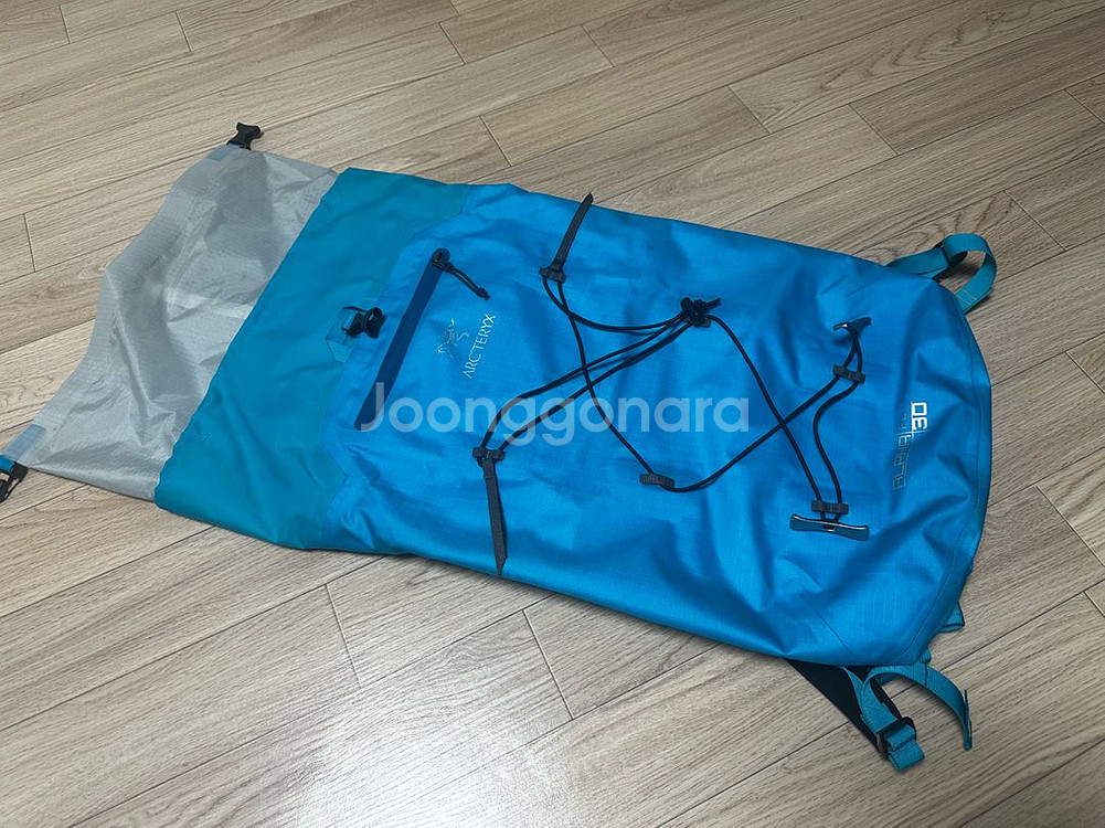 아크테릭스 알파 FL 30 암벽 빙벽 클라이밍 배낭--0
