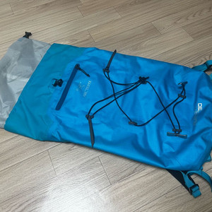 아크테릭스 알파 FL 30 암벽 빙벽 클라이밍 배낭