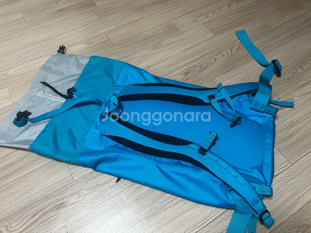 아크테릭스 알파 FL 30 암벽 빙벽 클라이밍 배낭--2