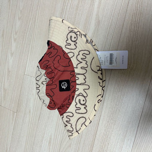 새상품 윙켄 버킷햇