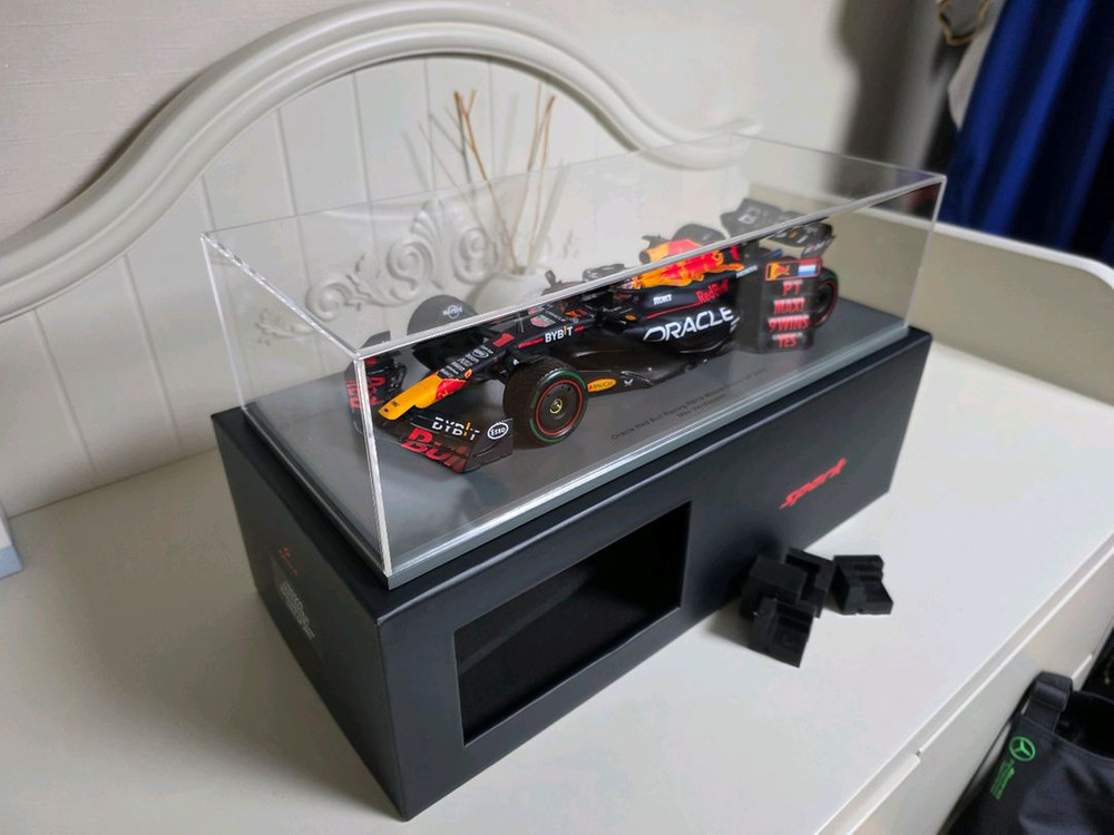 스파크 1:18 레드불 RB19 막스베르스타펜 네덜란드--1