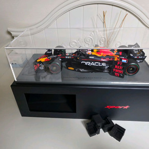 스파크 1:18 레드불 RB19 막스베르스타펜 네덜란드