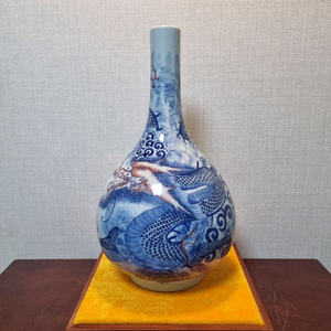 [ 중국도자기 ] 청화운용문장병 - 높이 37cm