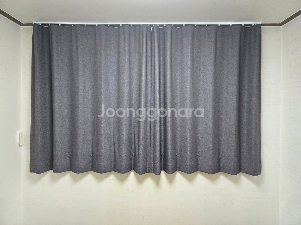 아라크네 암막 커튼 다크그레이 형상기억 주름--0