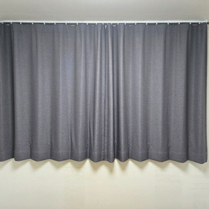 아라크네 암막 커튼 다크그레이 형상기억 주름