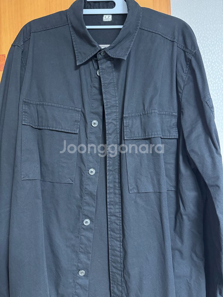 cp컴퍼니 가먼트다잉 렌즈 2포켓 오버셔츠 L--1