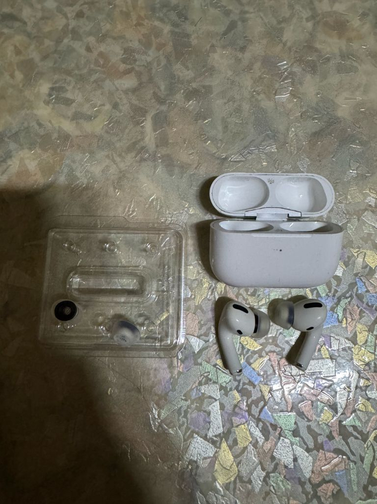 애플 에어팟 프로1 판매 기능이상있음--1
