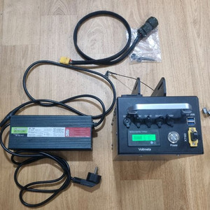 킥보드 보뱅 60v20a + 6.5a 충전기 판매합니다