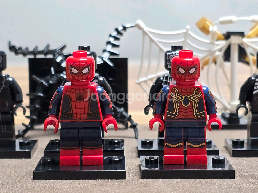 레고 76150, 76108, 76130, & 심비오트--2