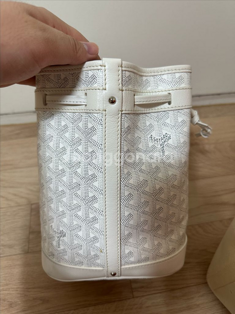 고야드 쁘띠플로 버킷백 화이트--3