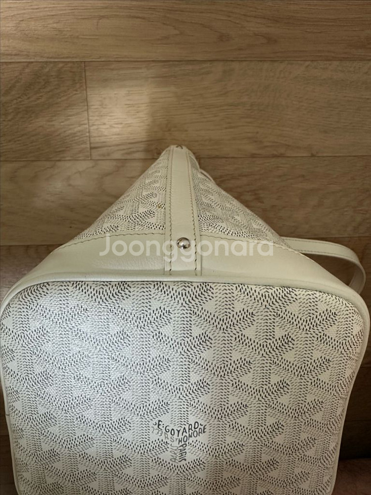 고야드 쁘띠플로 버킷백 화이트--8