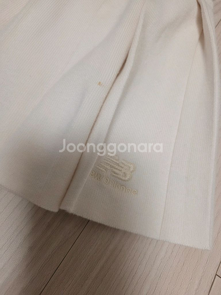 뉴발란스 겨울 치마--1