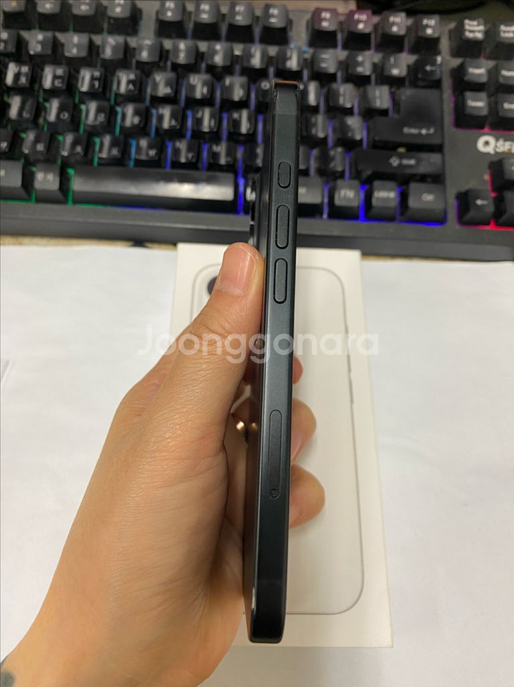 아이폰16 블랙 액정SS급 256GB 배터리성능92%--5