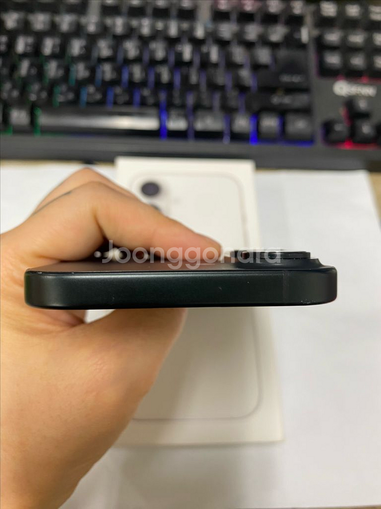 아이폰16 블랙 액정SS급 256GB 배터리성능92%--4